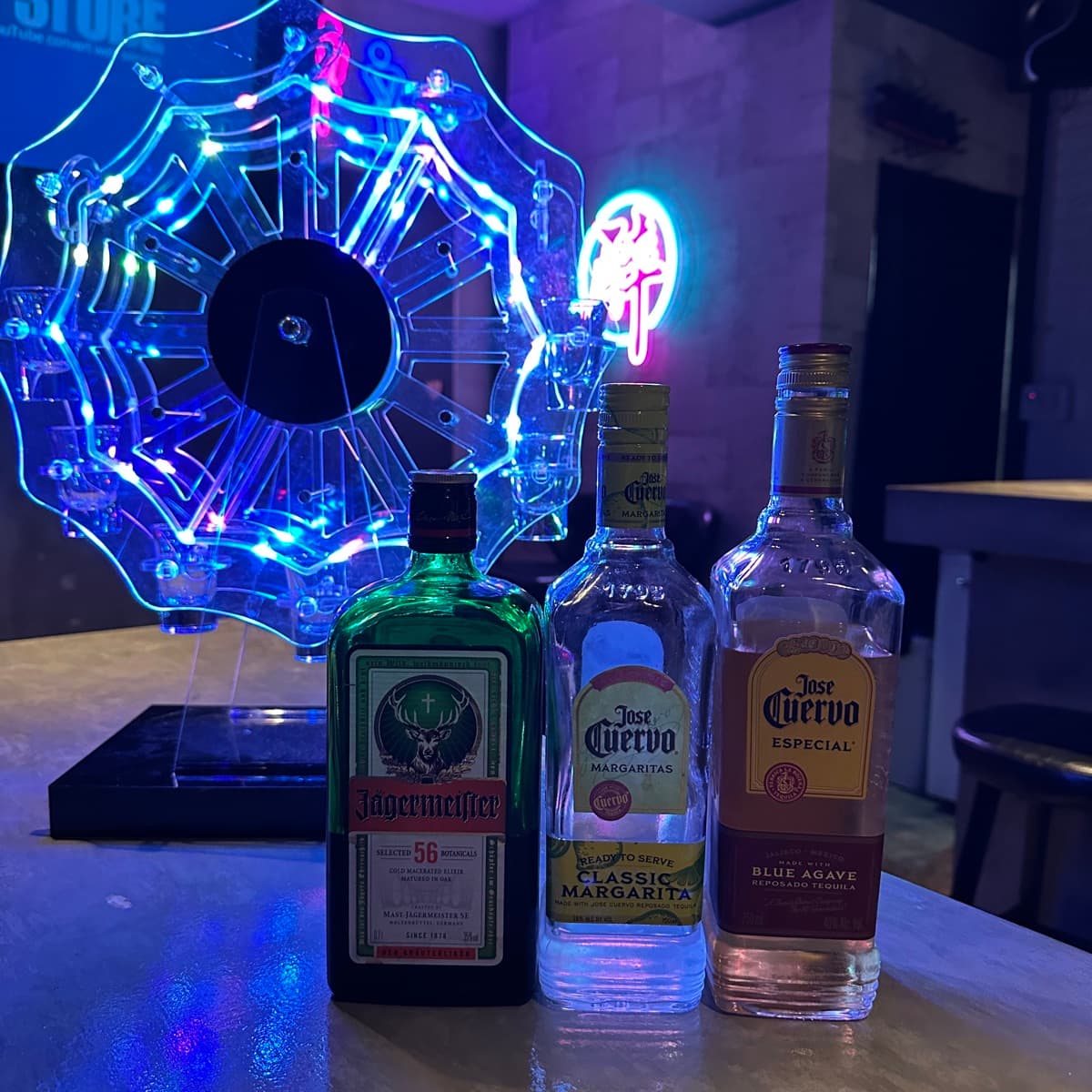 Girl'sBar Tifa 那覇店のテキーラ・ジャーガーマイスター