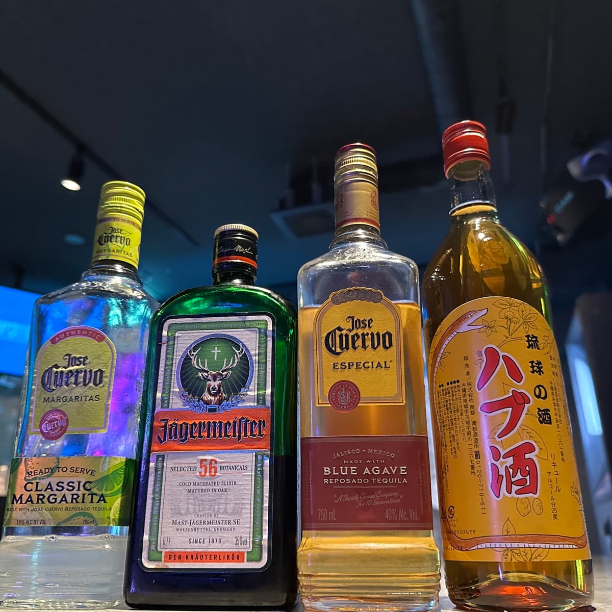 Girl'sBar Tifa 那覇店のボトルラインナップ